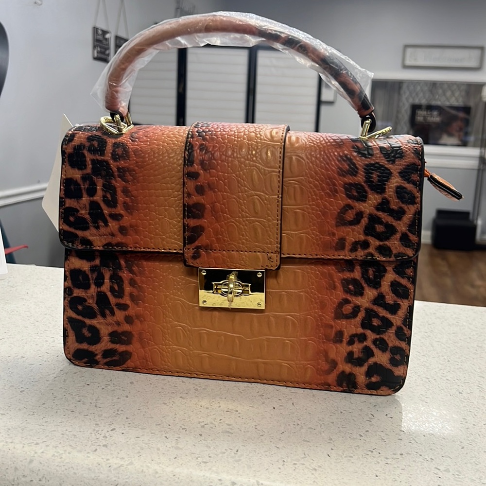 Nice cheetah purse